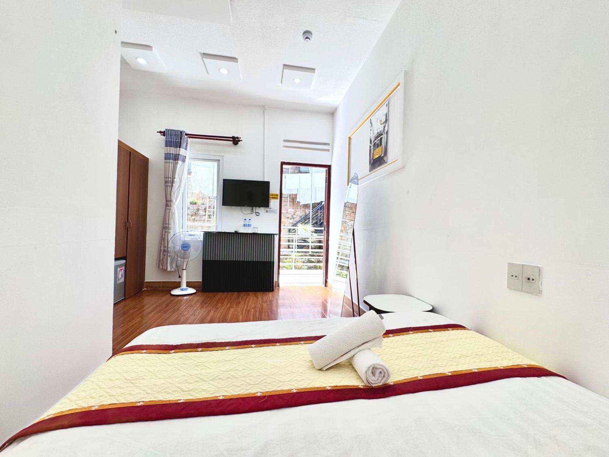 Moc Yen Hotel Da Lat Buitenkant foto